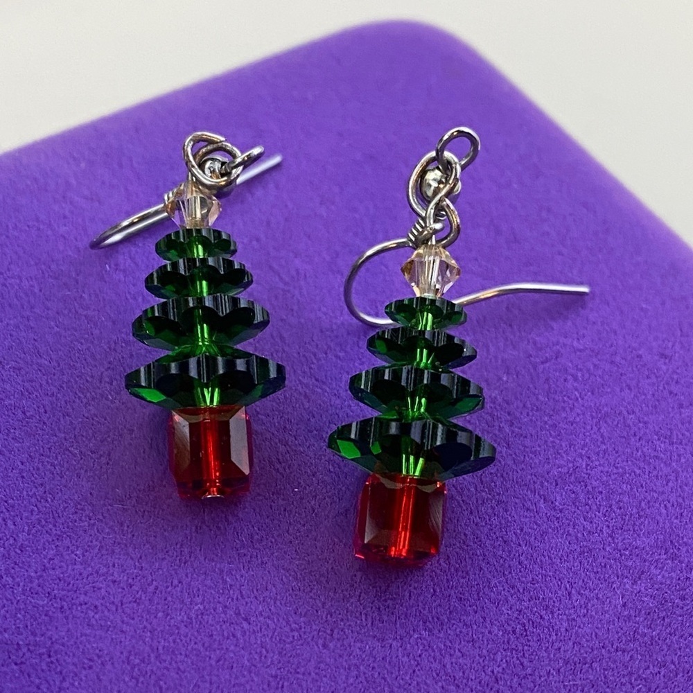 💛 Vintage Festive Green, Red & White Crystal Christmas Tree Earrings
